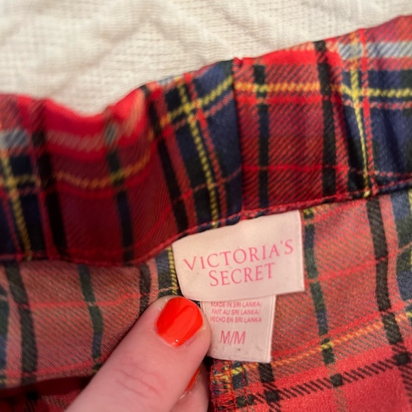 Victoria’s Secret Satin Pajama Set M - Picture 7 of 8